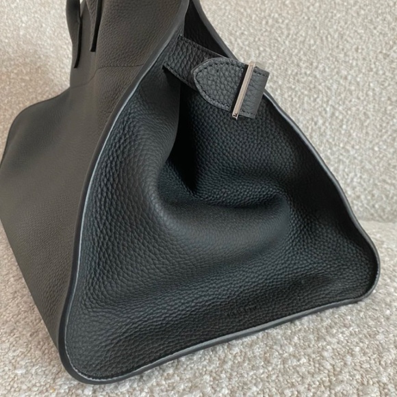 Authentic The Row Black Matte Grained Margaux 15 Leather Top-Handle Bag - Picture 11 of 11